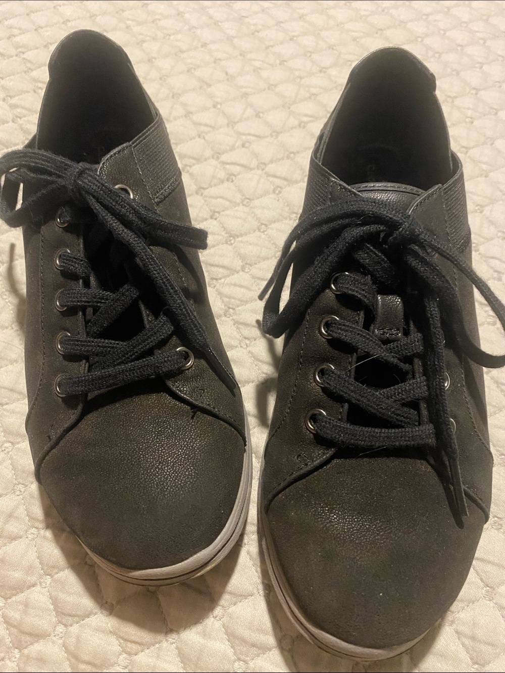 Casual Black Lace-Up Women’s Cloud Stepper Sneakers. Designed for comfort.